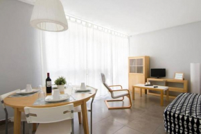 Cute tiny flat near the beach and city center